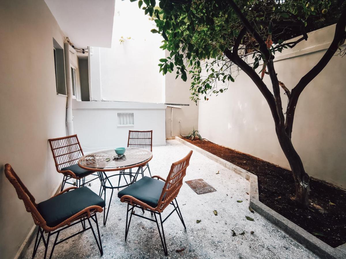 Explore Greece From Apartment With Private Garden Chalkís エクステリア 写真
