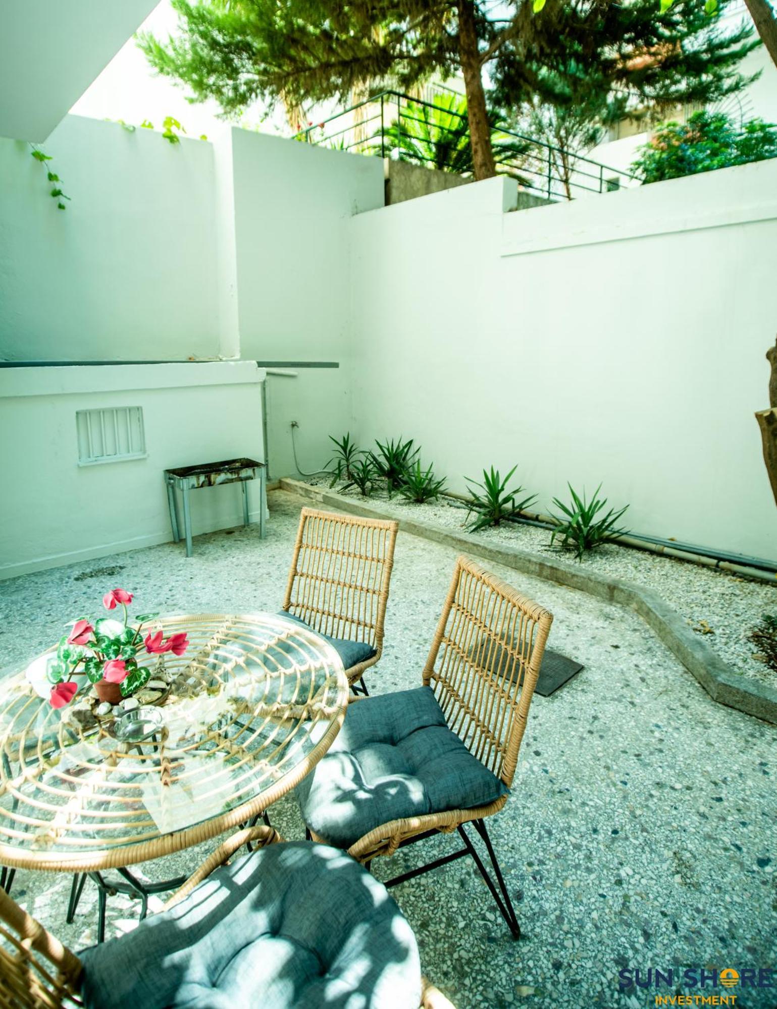 Explore Greece From Apartment With Private Garden Chalkís エクステリア 写真